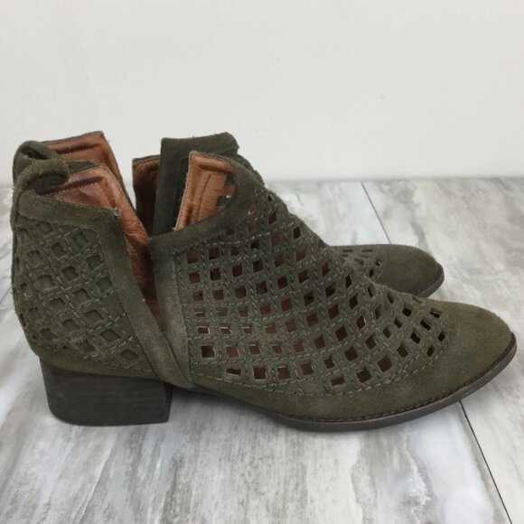Jeffrey Campbell Taggert Lattice Olive Ankle Booties 10 - Picture 7 of 14